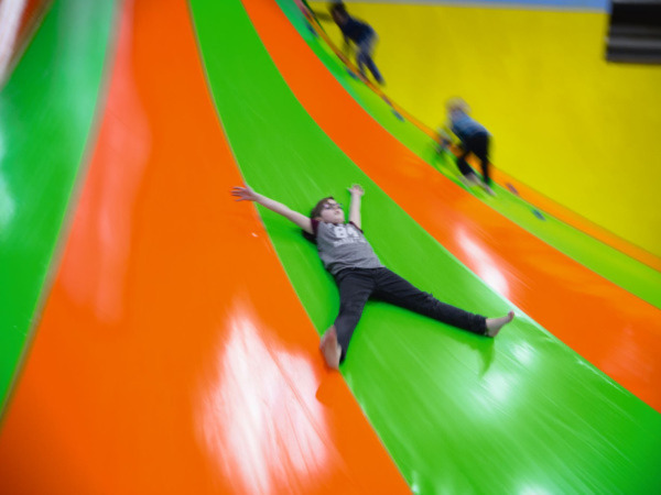 Hunzenschwil - Lololino Kinder Indoor-Spielplatz